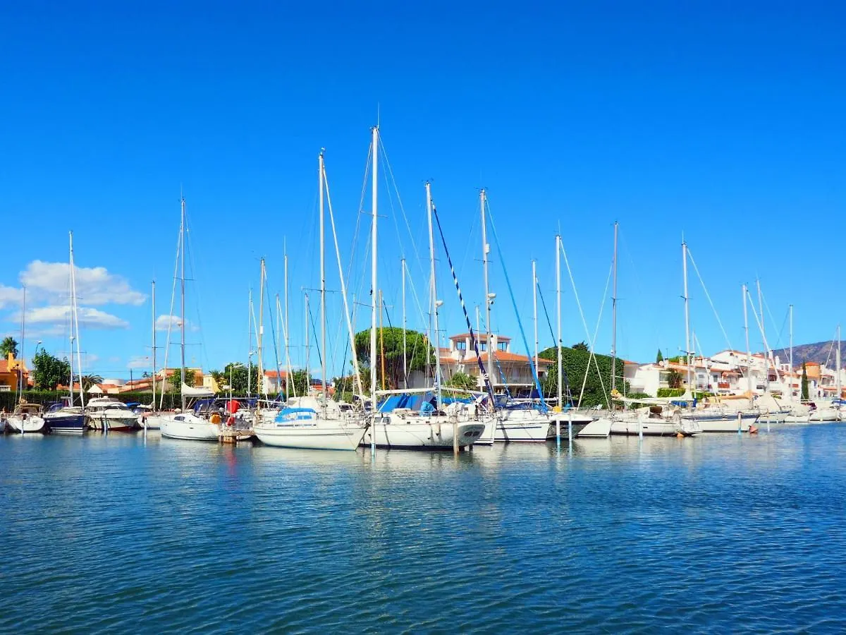 Apartment Club Nautic-22 By Interhome Empuriabrava Espagne